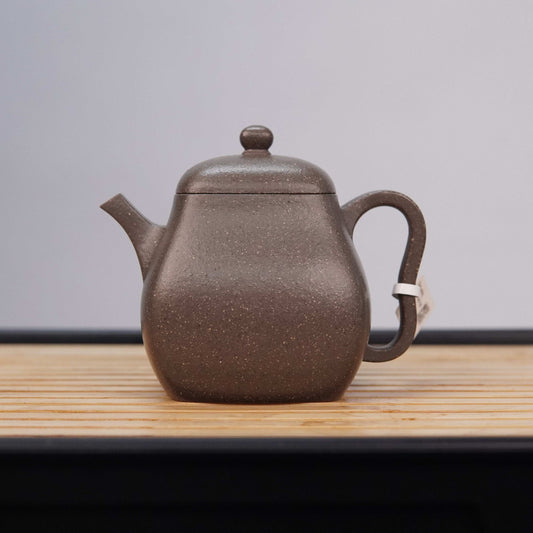 Ấm tử sa Chai Vuông 140ml
